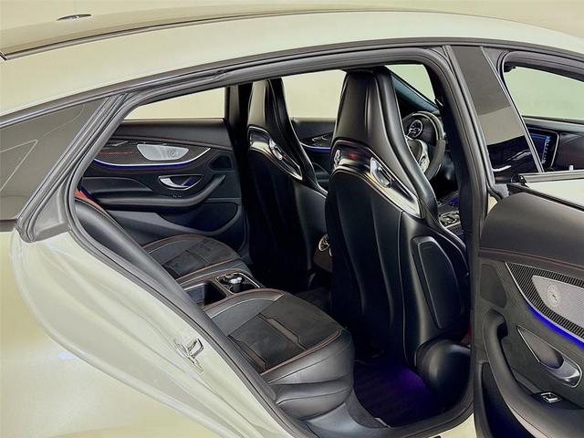Photo of 2019 designo Diamond White Metallic Mercedes-Benz AMG GT 63