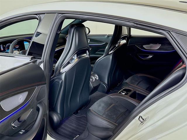 Photo of 2019 designo Diamond White Metallic Mercedes-Benz AMG GT 63