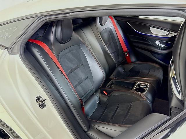 Photo of 2019 designo Diamond White Metallic Mercedes-Benz AMG GT 63