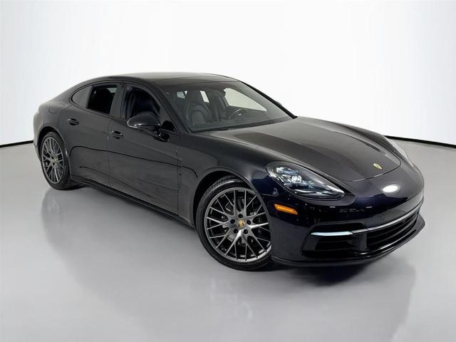 Photo of 2020 Jet Black Metallic Porsche Panamera
