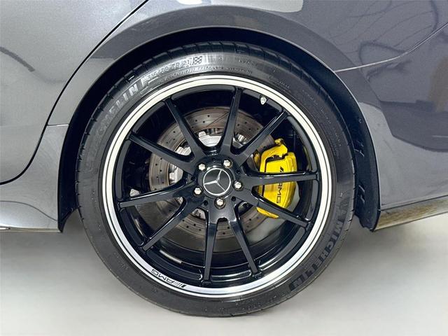 Photo of 2021 Graphite Grey Metallic Mercedes-Benz AMG GT 63