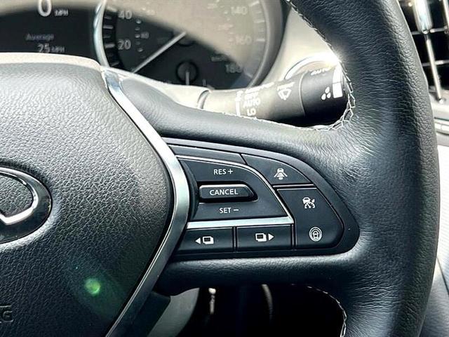 Photo of 2024 Majestic White INFINITI Q50