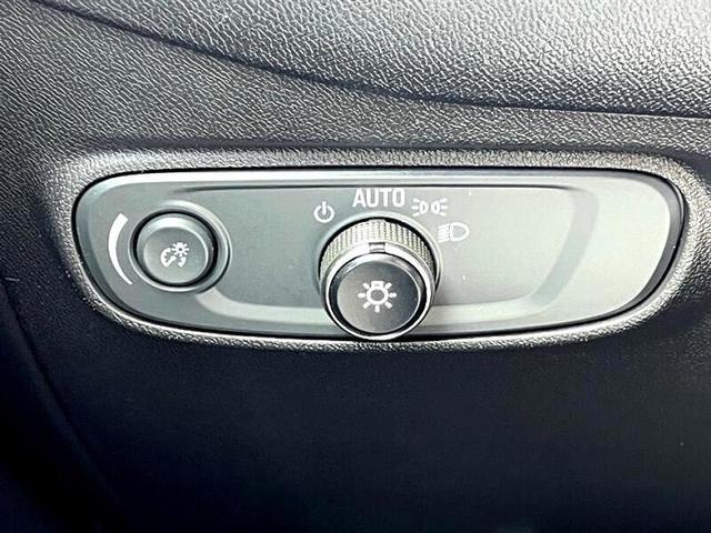 Photo of 2023 Gray Chevrolet Equinox
