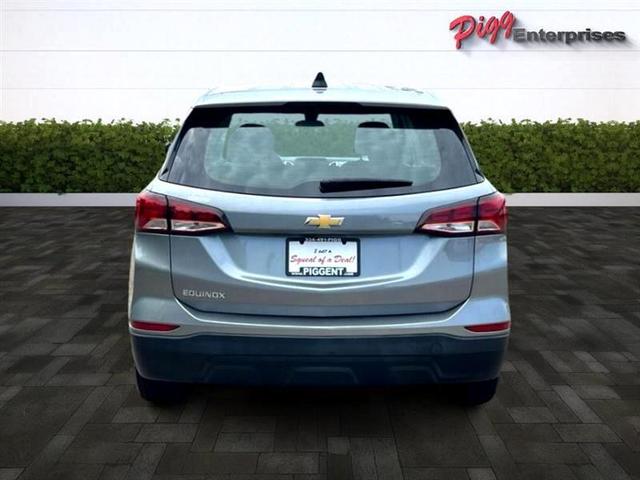 Photo of 2023 Gray Chevrolet Equinox