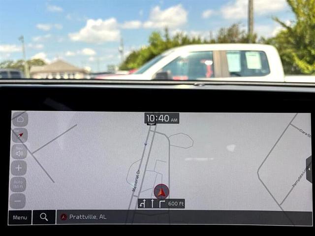 Photo of 2025 Gray Kia Sportage
