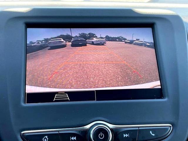 Photo of 2023 White Chevrolet Equinox