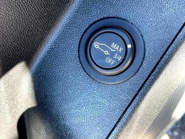 Photo of 2023 White Chevrolet Equinox