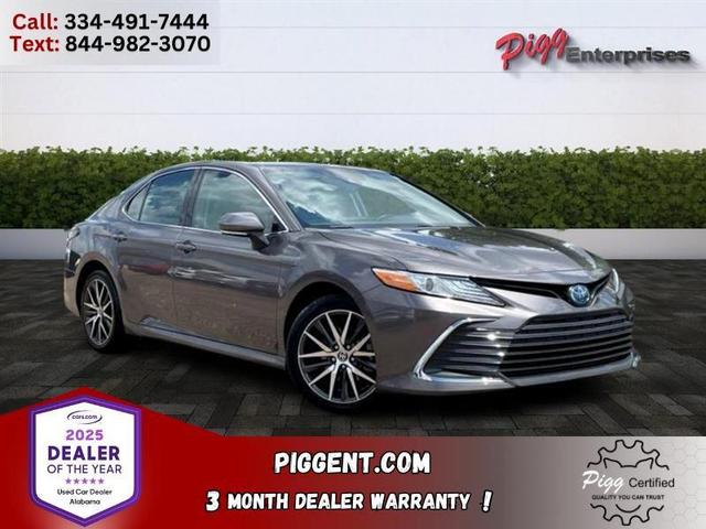 2022 Toyota Camry Hybrid