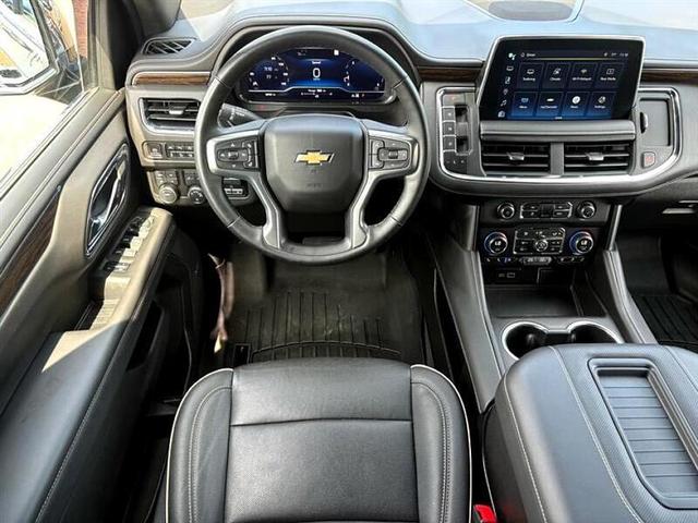 Photo of 2023 Blue Chevrolet Suburban