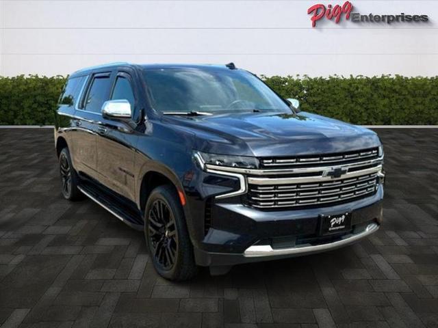 Photo of 2023 Blue Chevrolet Suburban