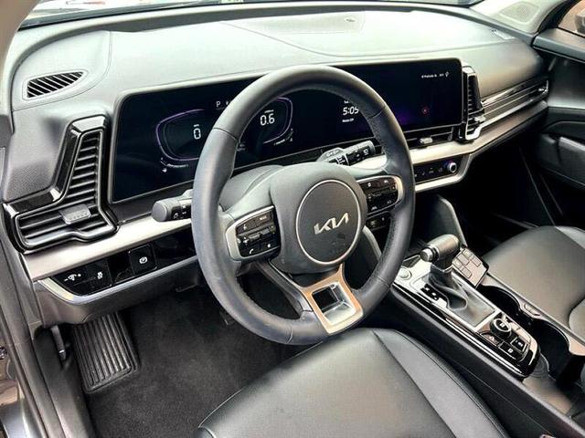 Photo of 2024 Gray Kia Sportage