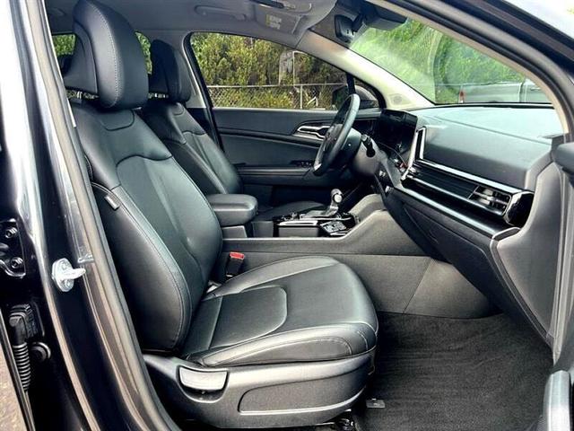 Photo of 2024 Gray Kia Sportage