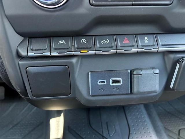 Photo of 2025 White Chevrolet Silverado 1500