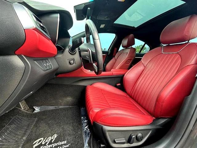 Photo of 2023 Gray Genesis G70