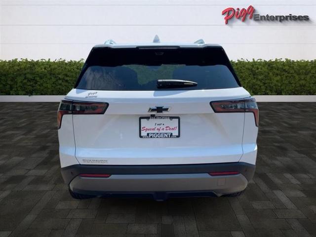 Photo of 2025 White Chevrolet Equinox