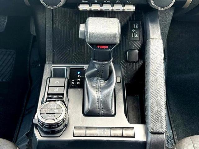 Photo of 2024 Bronze Toyota Tacoma