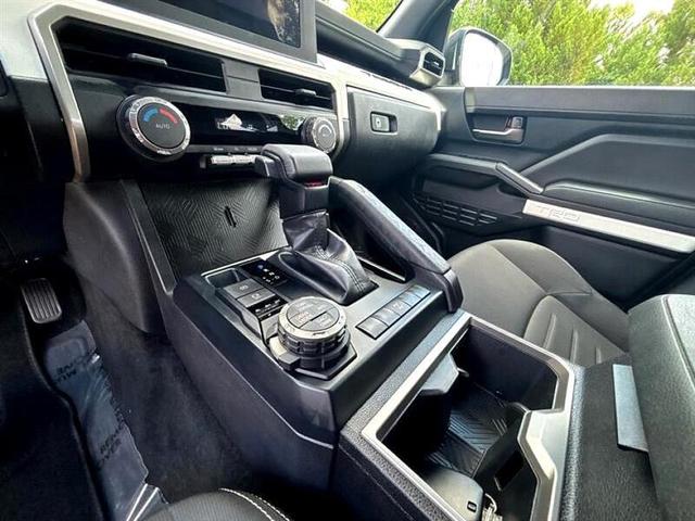 Photo of 2024 Bronze Toyota Tacoma