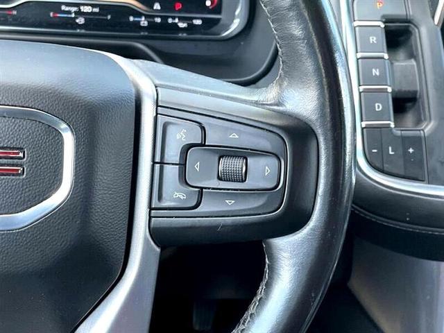 Photo of 2022 White GMC Yukon