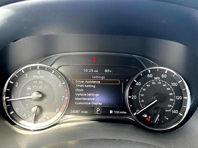 Photo of 2023 Moonstone White INFINITI QX80