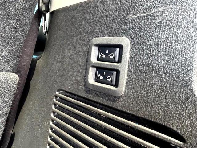 Photo of 2023 Moonstone White INFINITI QX80