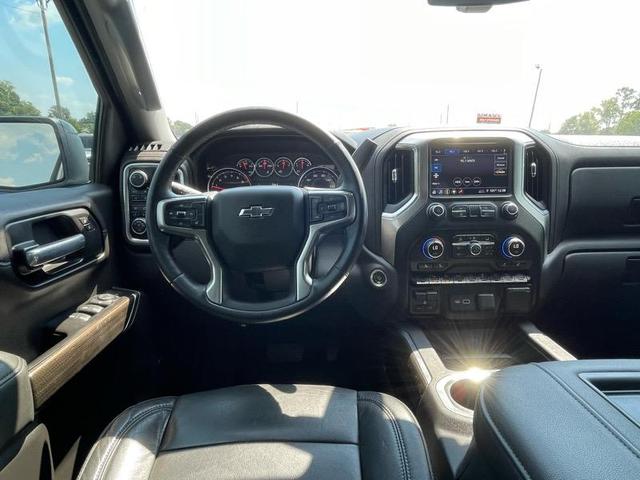 Photo of 2019 White Chevrolet Silverado 1500