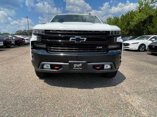 Photo of 2019 White Chevrolet Silverado 1500