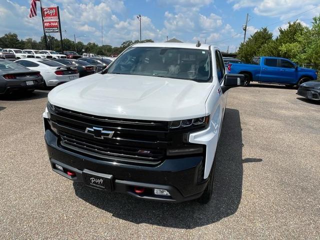 Photo of 2019 White Chevrolet Silverado 1500