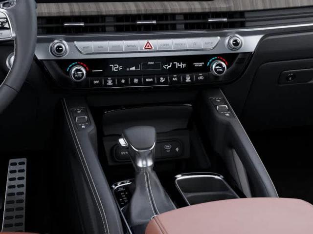 Photo of 2025 Black Kia Telluride