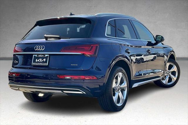 Photo of 2021 Navarra Blue Metallic Audi Q5