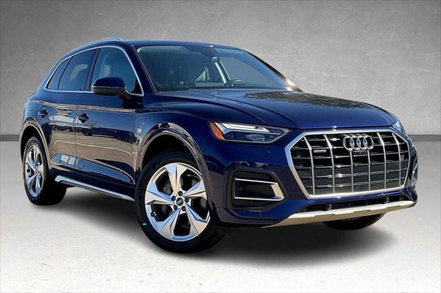Photo of 2021 Navarra Blue Metallic Audi Q5
