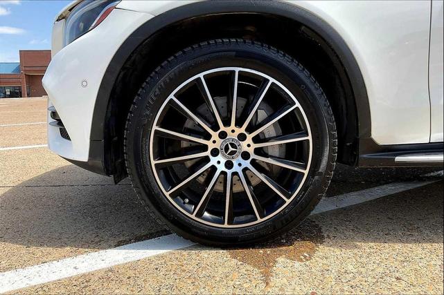 Photo of 2019  Mercedes-Benz GLC 300