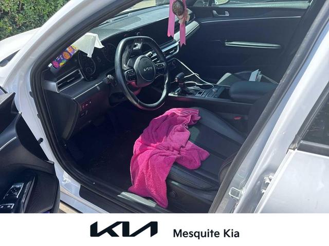 2022 Kia K5