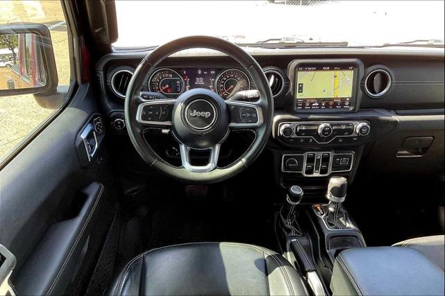 Photo of 2022 Snazzberry Pearlcoat Jeep Gladiator