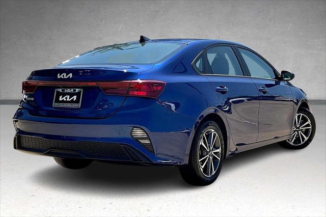 Photo of 2023 Deep Sea Blue Kia Forte