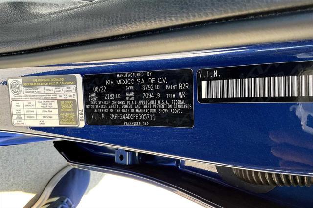 Photo of 2023 Deep Sea Blue Kia Forte