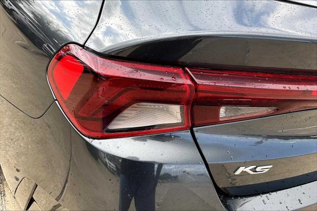 Photo of 2022 Gravity Gray Kia K5