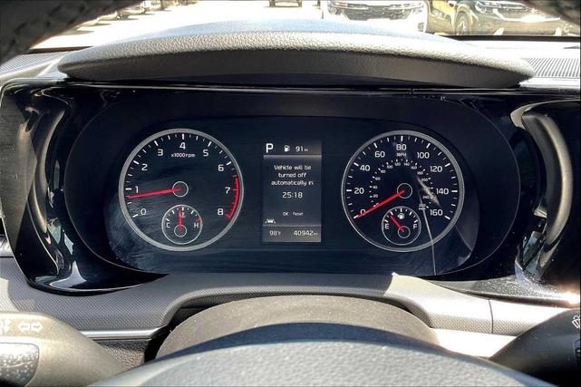 Photo of 2024 Wolf Gray Kia K5