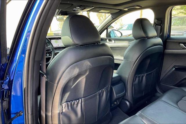 Photo of 2022 Sapphire Blue Kia K5