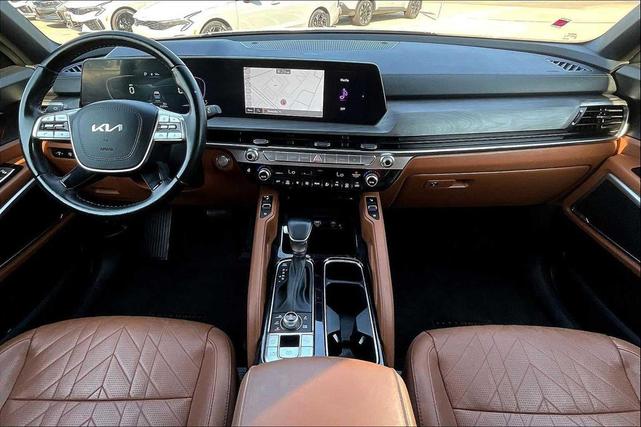 Photo of 2024 Midnight Black Kia Telluride