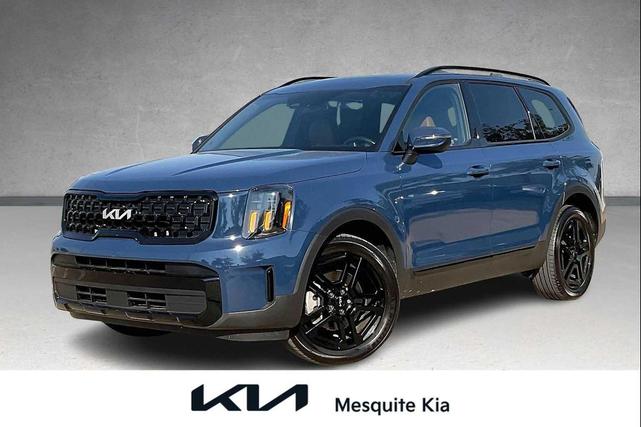 Photo of 2024 Midnight Black Kia Telluride