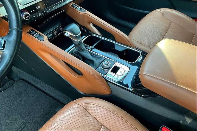 Photo of 2024 Midnight Black Kia Telluride