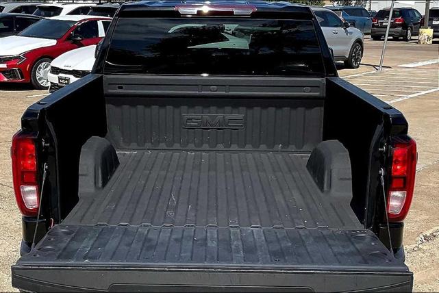 Photo of 2023 Onyx Black GMC Sierra 1500