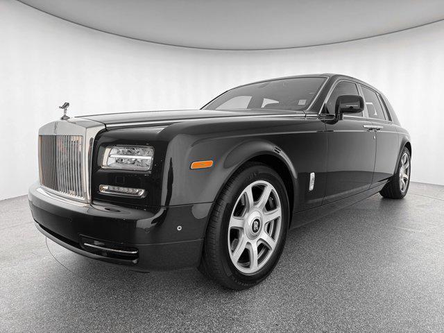 Photo of 2016 Infinity Black Rolls-Royce Phantom