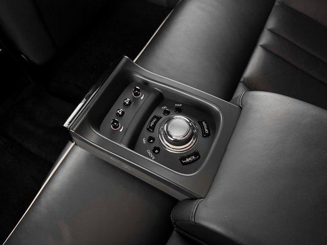 Photo of 2016 Infinity Black Rolls-Royce Phantom