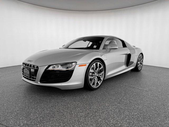 Photo of 2010 Ice Silver Metallic With Apollo Silver Sideblades Audi R8