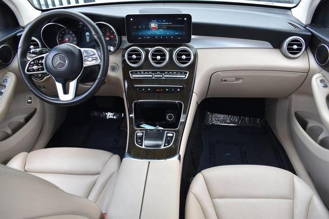 Photo of 2020 White Mercedes-Benz GLC 300