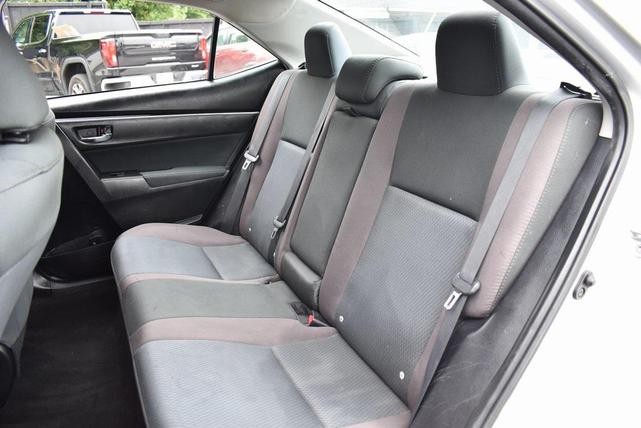 Photo of 2017 Classic Silver Metallic Toyota Corolla