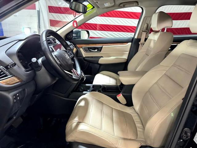 Photo of 2017 Black Honda CR-V