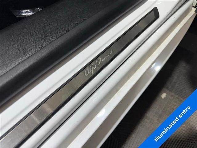 Photo of 2020 White Alfa Romeo Stelvio