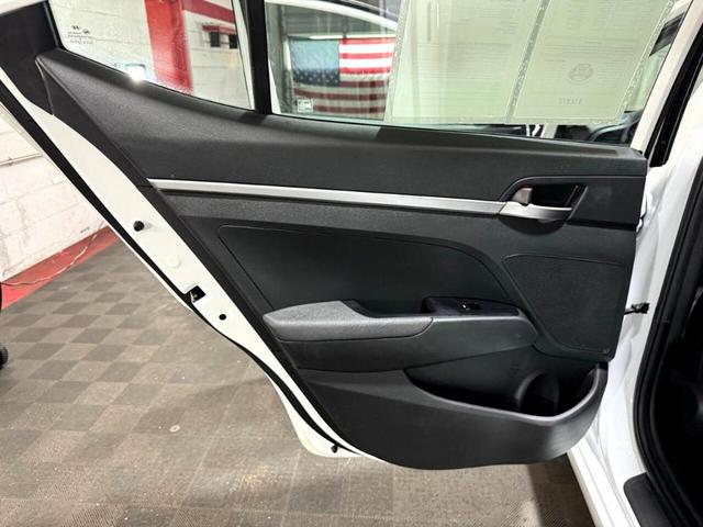Photo of 2019 White Hyundai ELANTRA